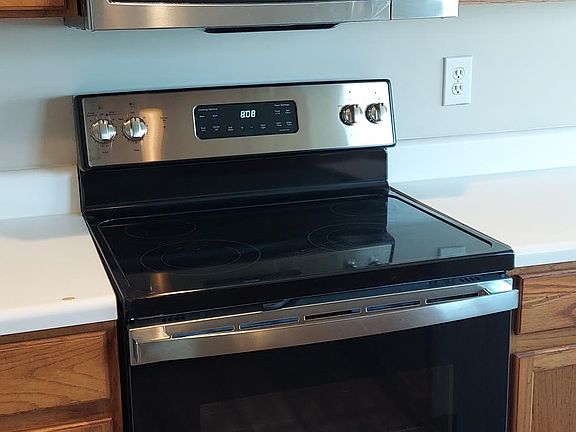 5th image of 2106 Sapling Ct