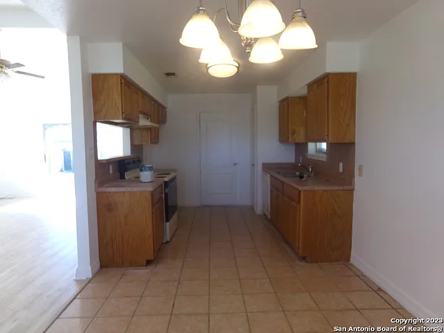 10340 Fowler Rd — Photo 16