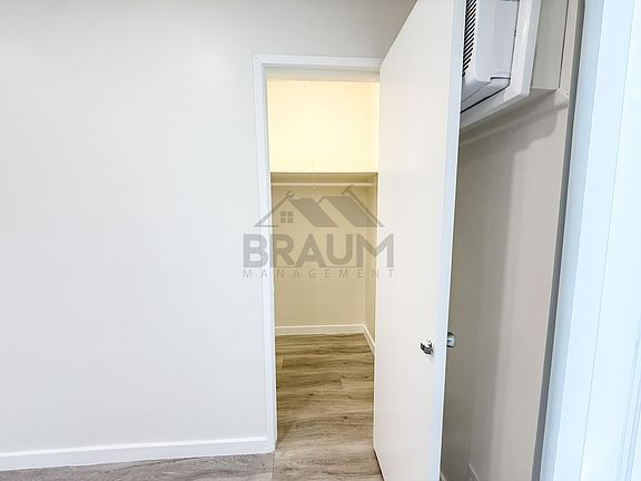 4th image of 5433 Sepulveda Blvd APT 19