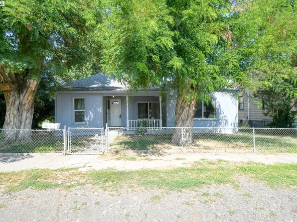 237 SW 2nd St, Pilot Rock, OR 97868