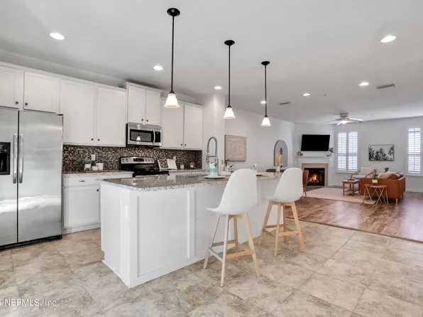 4417 ELLIPSE Drive, Jacksonville, FL 32246