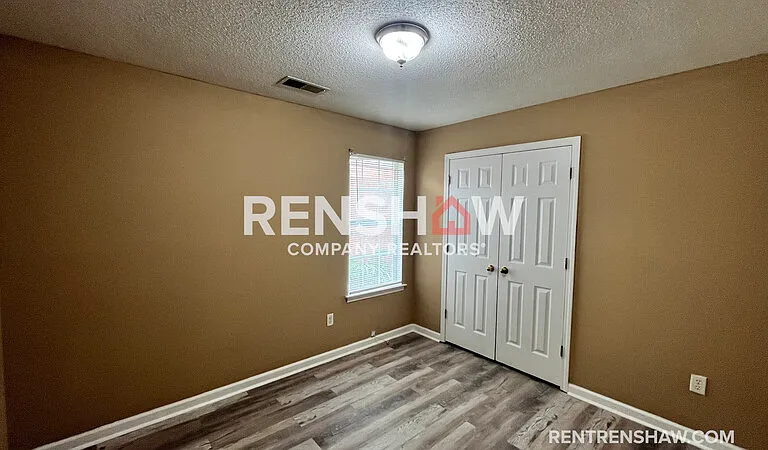 6883 Manslick Rd — Photo 4