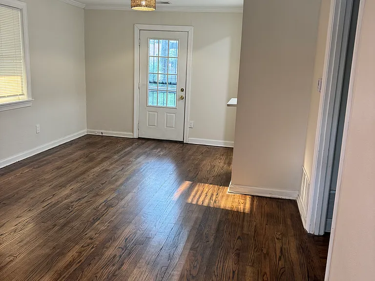4816 Spottswood Ave — Photo 3