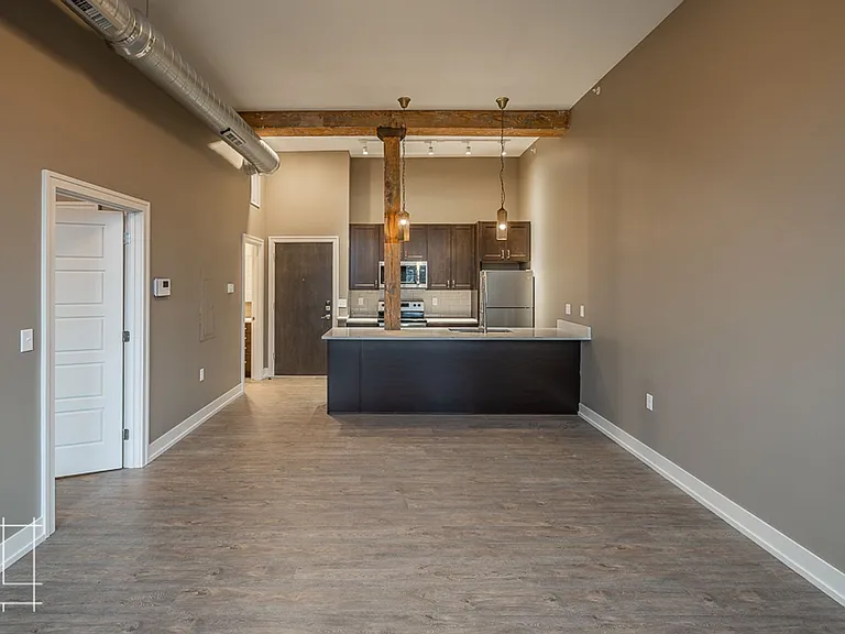 180 Detroit Ave — Photo 15