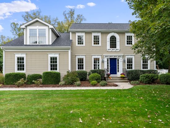 332 Great Pond Road, South Glastonbury, CT 06073
