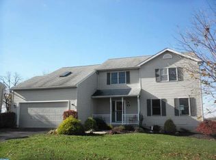 34 Hoch Ave, Topton, PA 19562