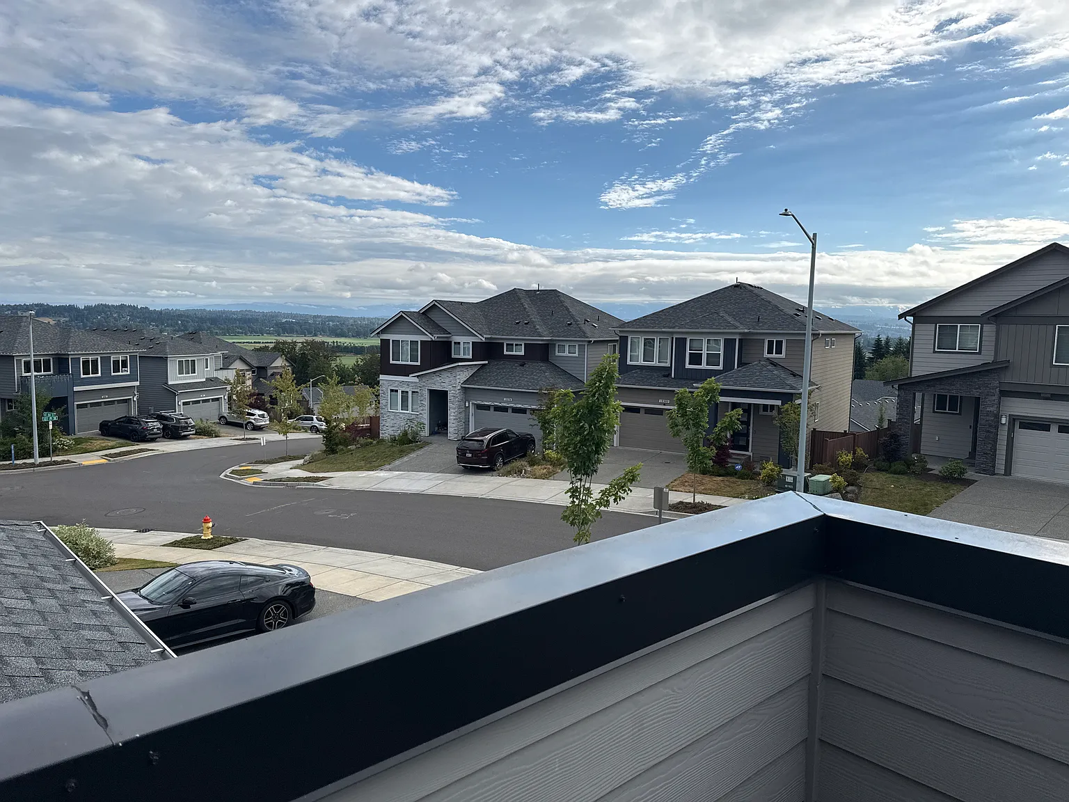 5 bed, 2684 sqft, $4,300 — Photo 1