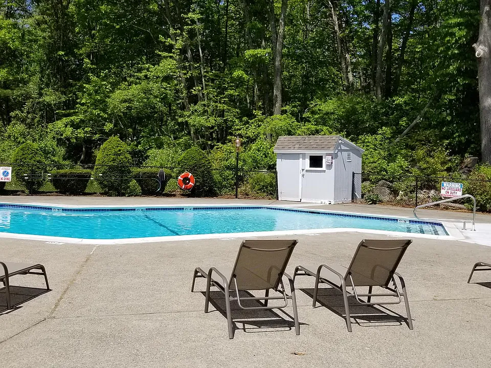290A Berlin St #85