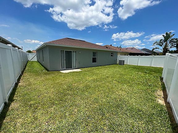 4th image of 170 Pinefield Dr