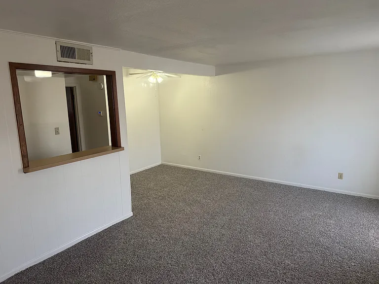302 Palmwood Dr #C — Photo 5