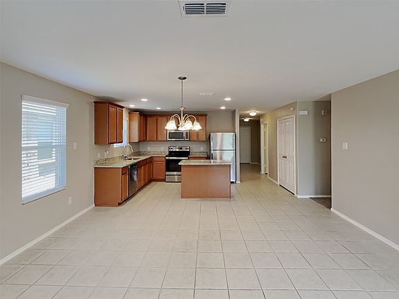 3rd image of 1108 Hickory Bend Ln