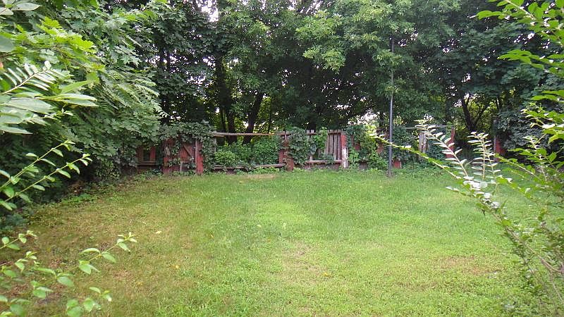 2nd image of Railroad Ave