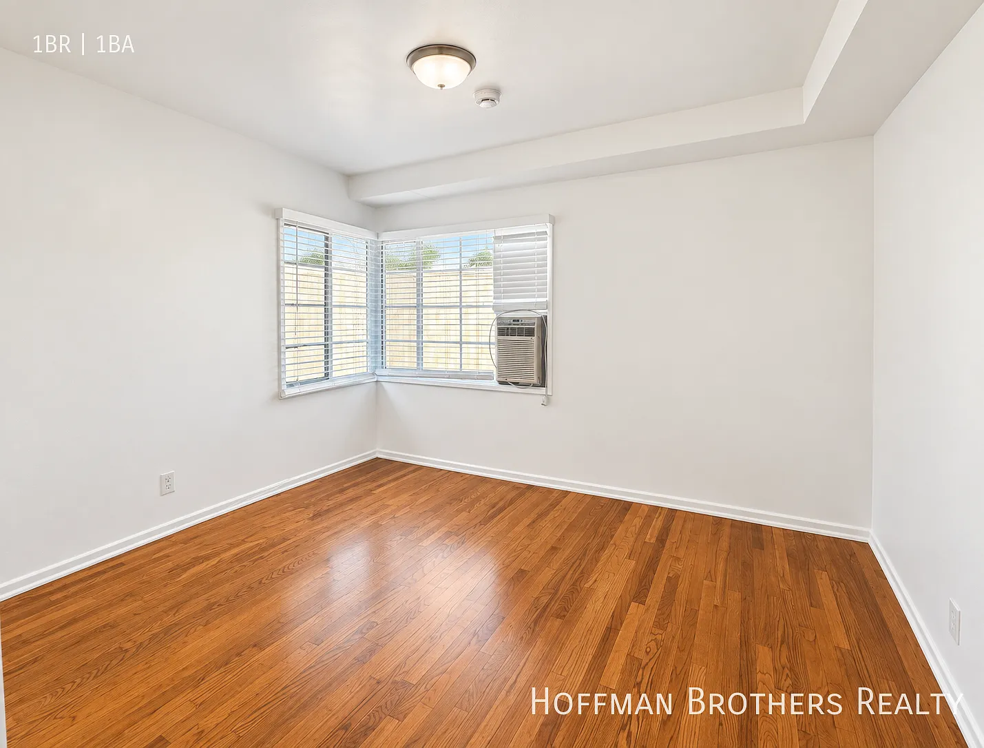 1907 1/4 N Las Palmas Ave Los Angeles, CA 90068 — Photo 3