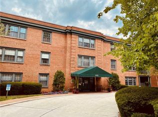 5825 5th Ave APT 102, Pittsburgh, PA