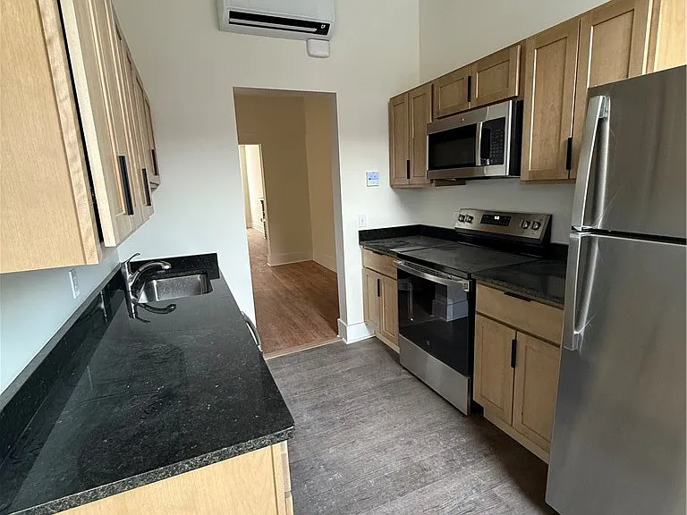 109 Main St — Photo 12