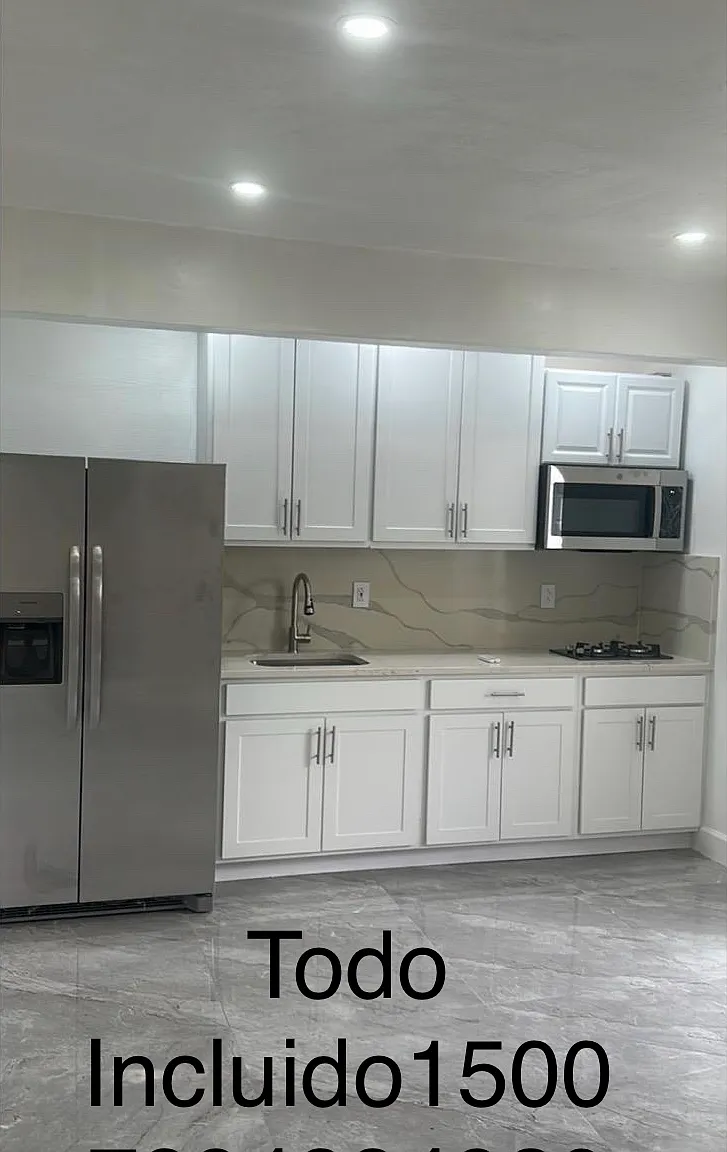 SW 67th Ter, Pembroke Pines — Photo 4