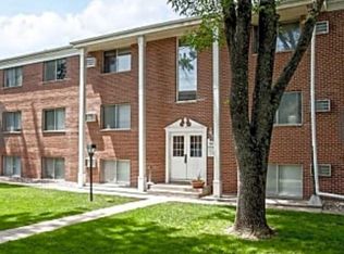 417 27th St NE #203, Rochester, MN 55906