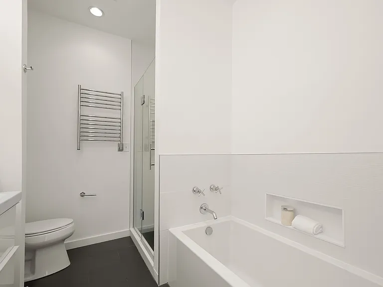 1103 P St NW #1 — Photo 19