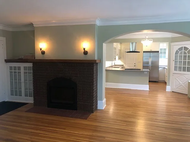 1135-1137 Goodrich Ave — Photo 2