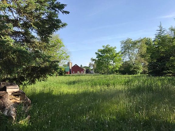 View of barn from the lot