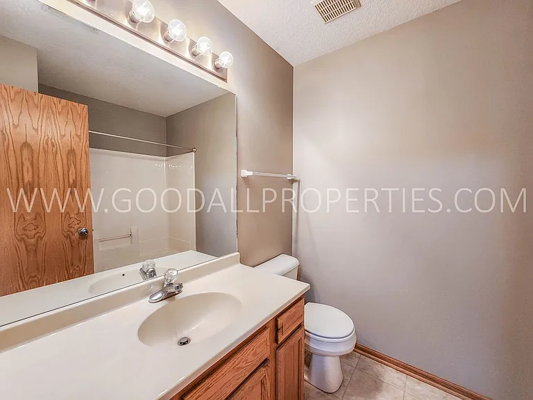 575 SE Melrose Dr — Photo 20