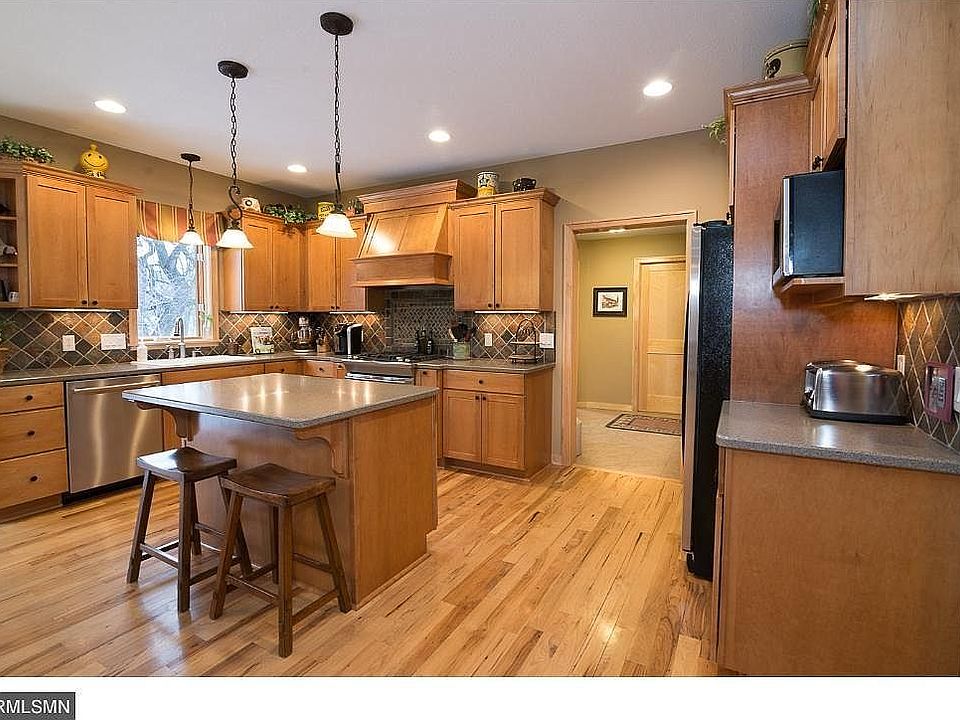 2nd image of 1728 Oakpointe Dr