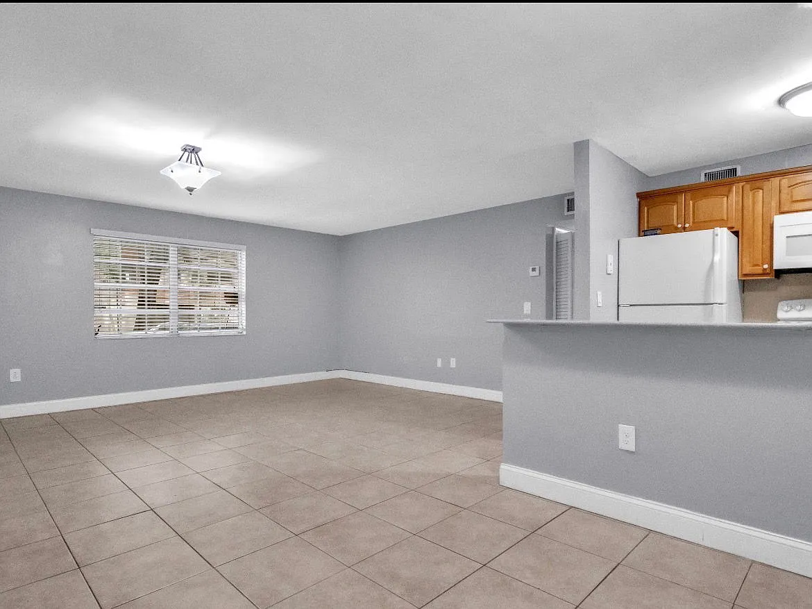 2 bed, 2.0 bath, $2,499 — Photo 4