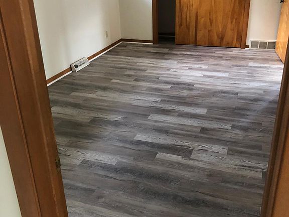4th image of 345 Gertrude St Floor 1