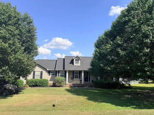 1112 Oakcrest Ln, Dexter, MO 63841