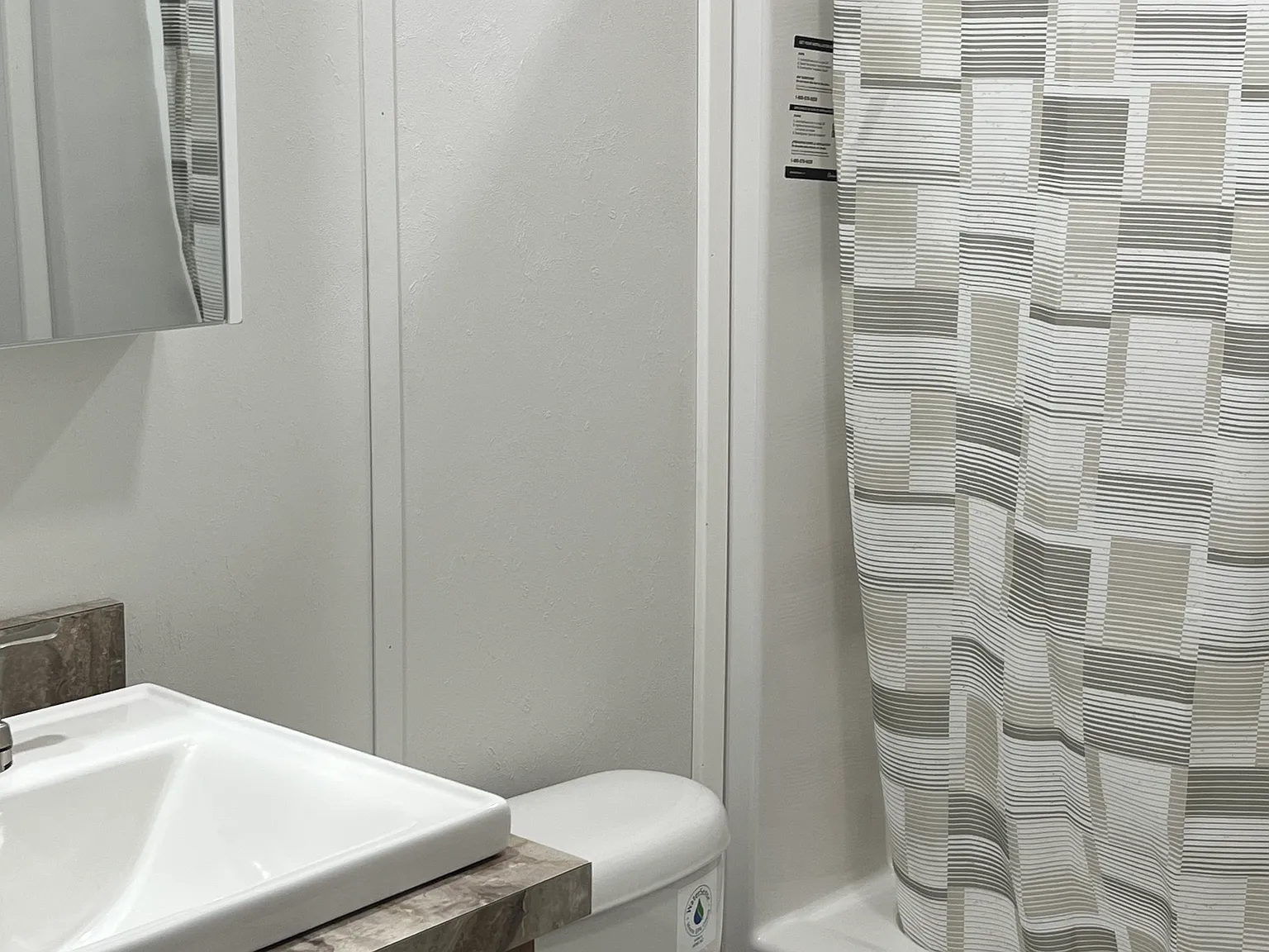 2 bed, 728 sqft, $1,145 — Photo 2