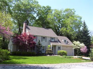 874 Beechers Brook Rd, Mayfield Village, OH 44143