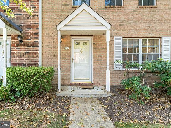 4th image of 34 Pagoda Ct