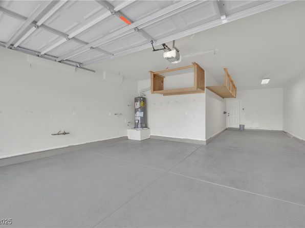 3221 Birdwatcher Ave, North Las Vegas, NV 89084