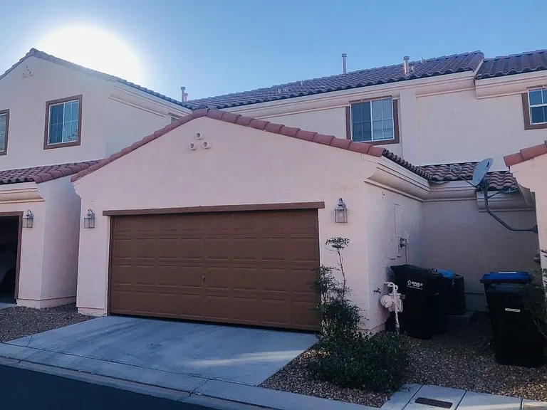 Waterlily View St — Photo 14
