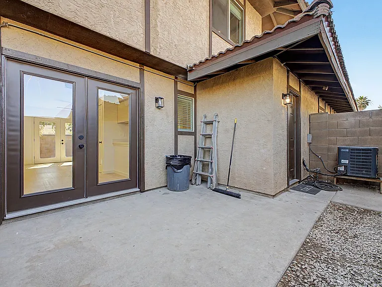 1812 W Village Way — Photo 24
