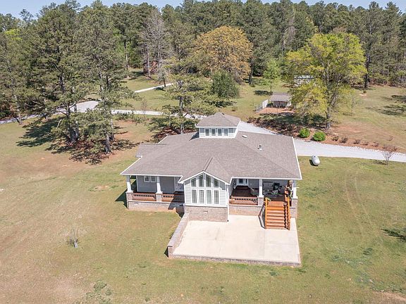 5th image of 2741 Possum Trot Rd