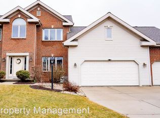 5509 Sandhill Dr, Middleton, WI 53562