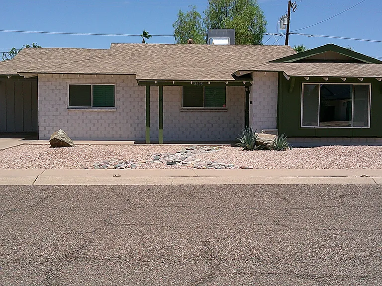 8608 E Highland Ave — Photo 1