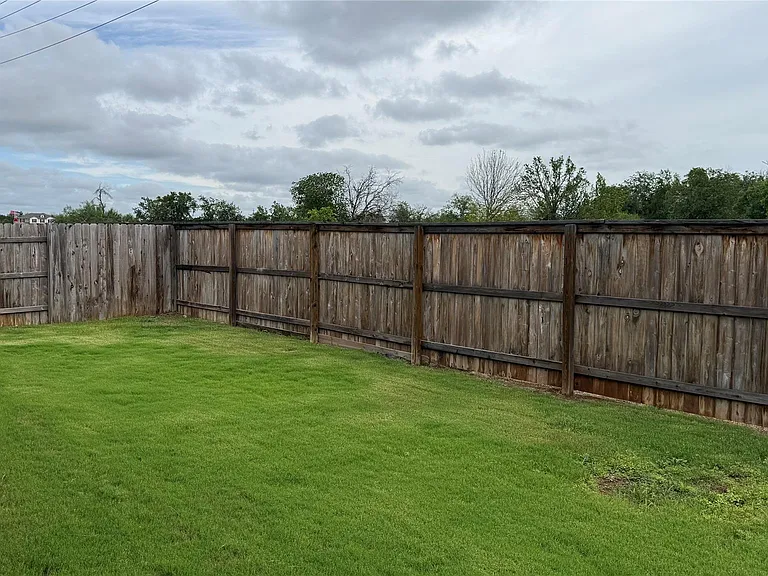352 Olympic Park Dr — Photo 25