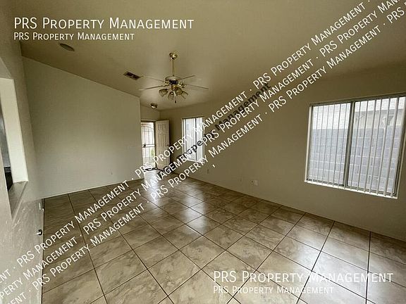 5th image of 1030 W Saragosa St