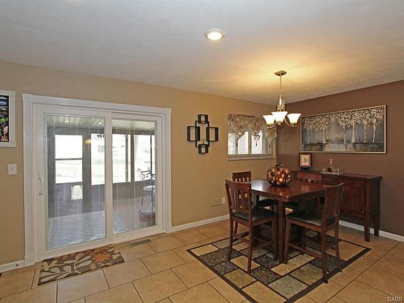 4th image of 7979 Washington Park Dr