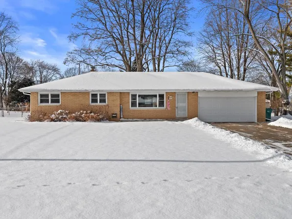 W152N5519 Beaver DRIVE, Menomonee Falls, WI 53051