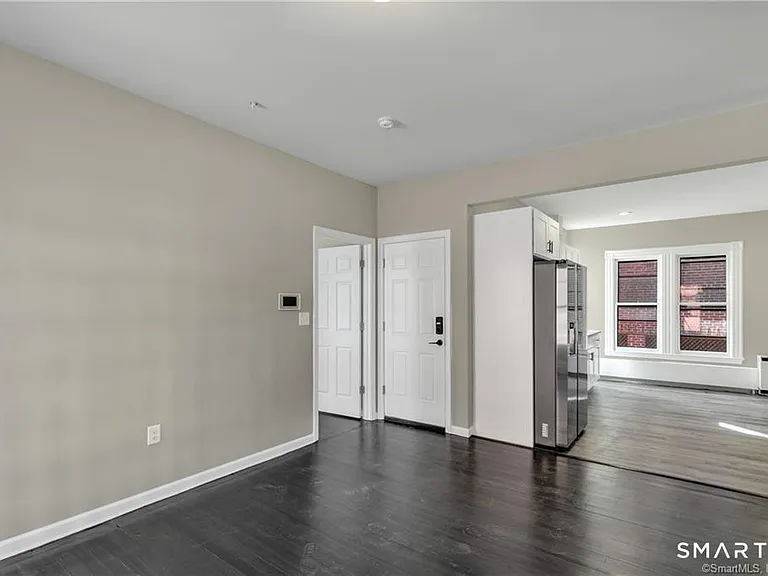 60 Russ St #2A — Photo 2