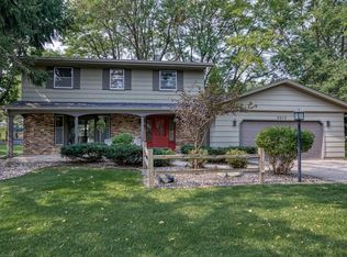 9612 Washburn Ave S, Bloomington, MN 55431