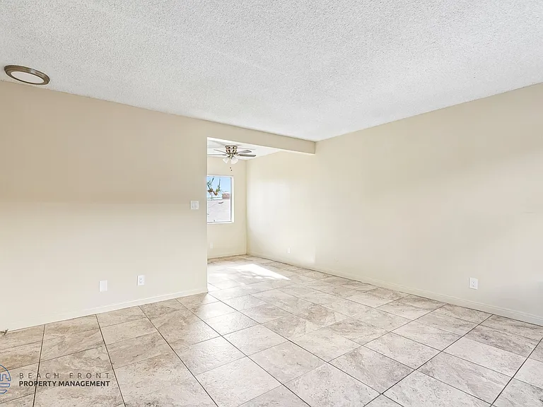 4117 W. Broadway — Photo 17