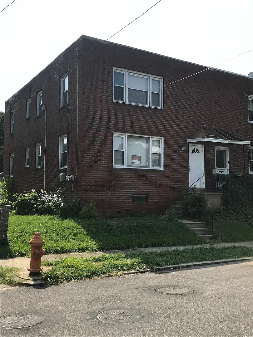 7339 Claridge Street — Photo 3