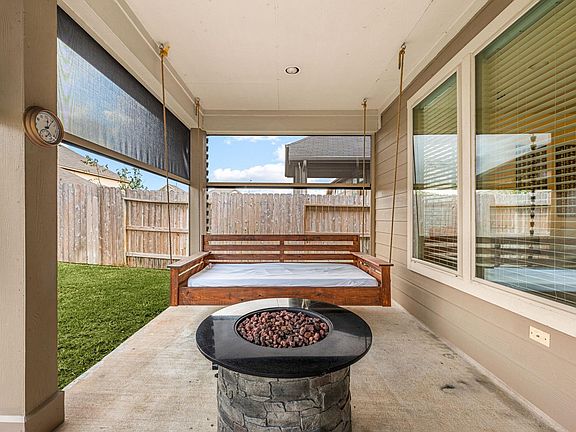 5th image of 24014 Adobe Ridge Ln