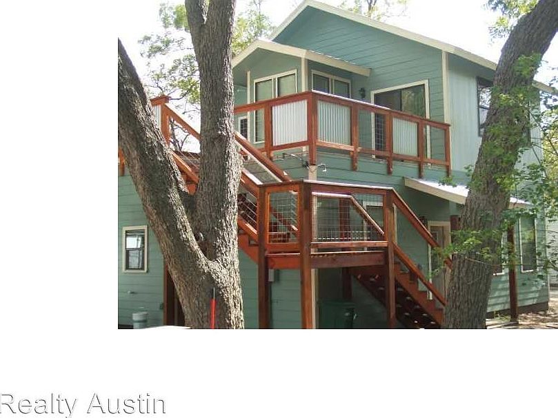 2nd image of 407 W 35th St #2884312