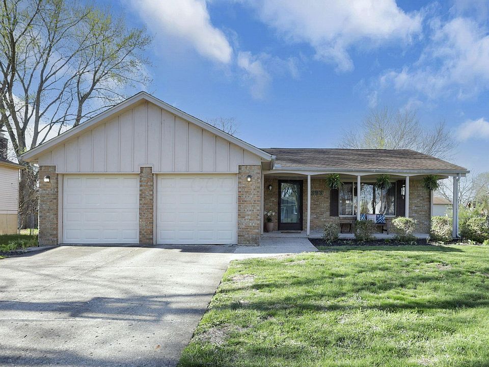 1st image of 393 Seven Pines Dr
