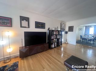 91 Longwood Ave #8, Brookline, MA 02446